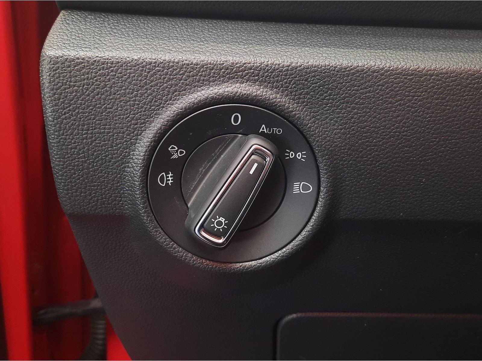 Fahrzeugabbildung Volkswagen T-Roc Cabriolet Move TSI *AHK*Navi*LED*PDC*Sitzh