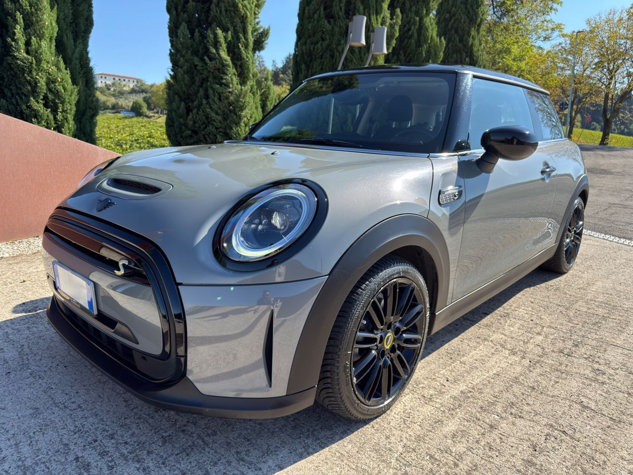 Other Mini All Electric Cooper SE Favoured