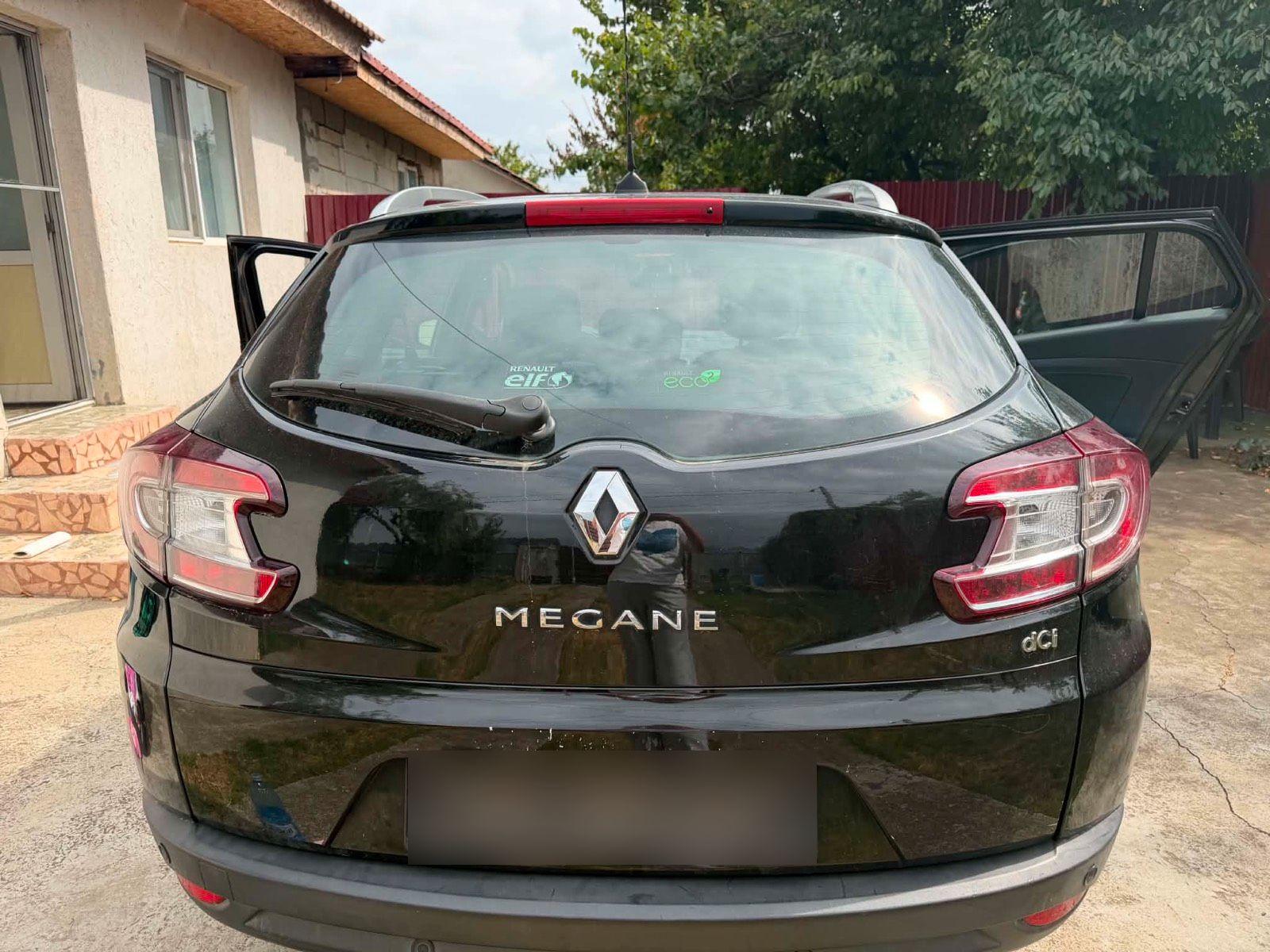 Renault Megane 2012 — rear view