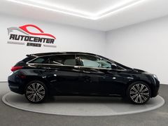 HYUNDAI i40 blue Premium Navi Leder Kamera SHZ