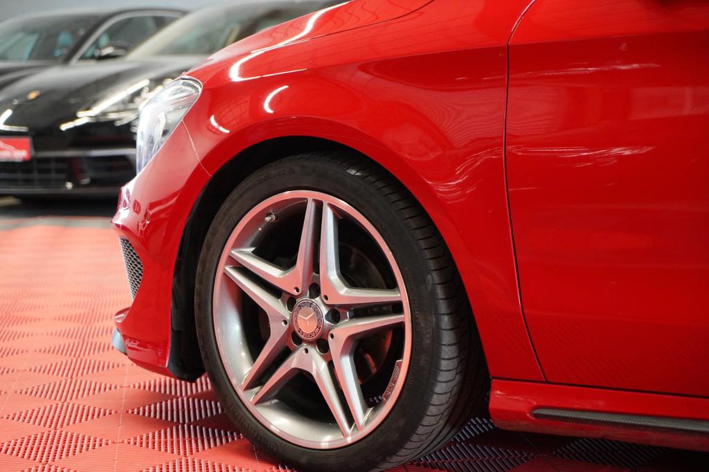 Mercedes-Benz CLA 200