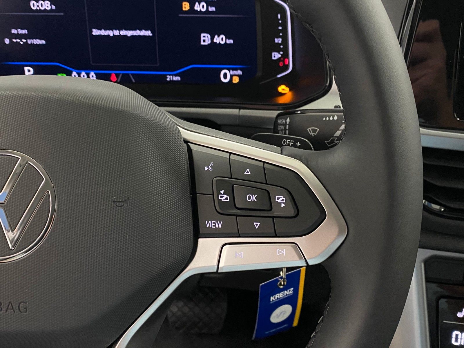 Fahrzeugabbildung Volkswagen T-Roc 1.5 TSI DSG LIFE+NAVIGATION+KAMERA+AHK abn