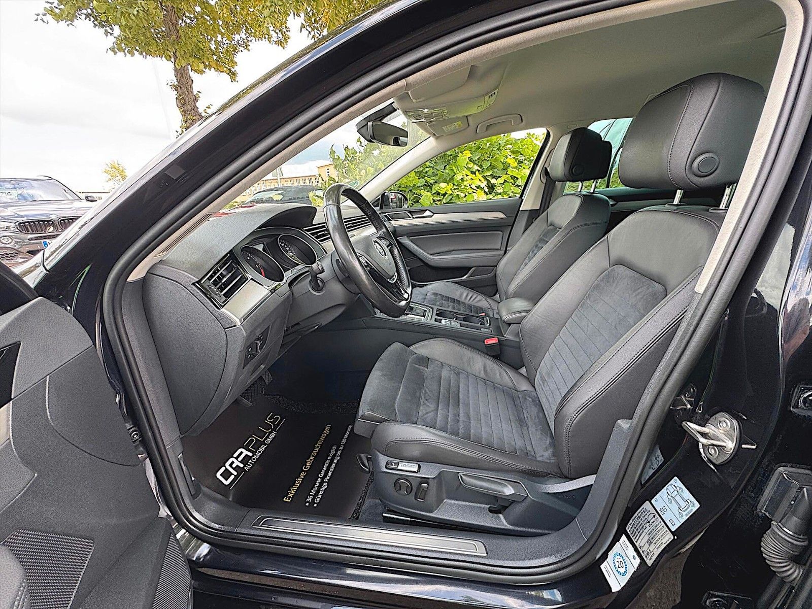 Fahrzeugabbildung Volkswagen Passat Variant 2.0 TDI Highline DSG *LED*Navi*