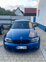BMW 125i Coupé - M Paket/SCHALTER/M Performance ESD - blaue BMW 125