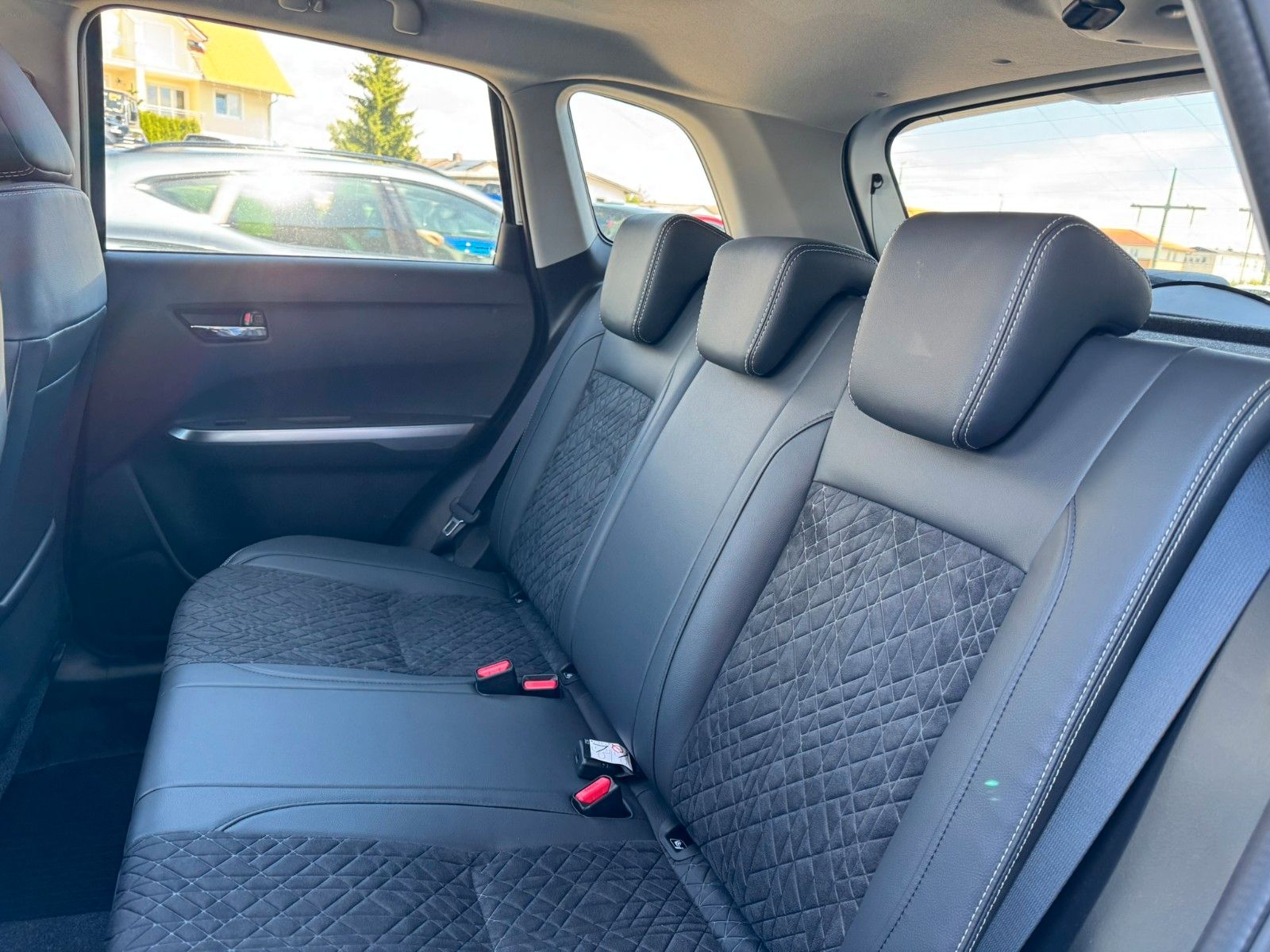 Suzuki Vitara - Bild 12