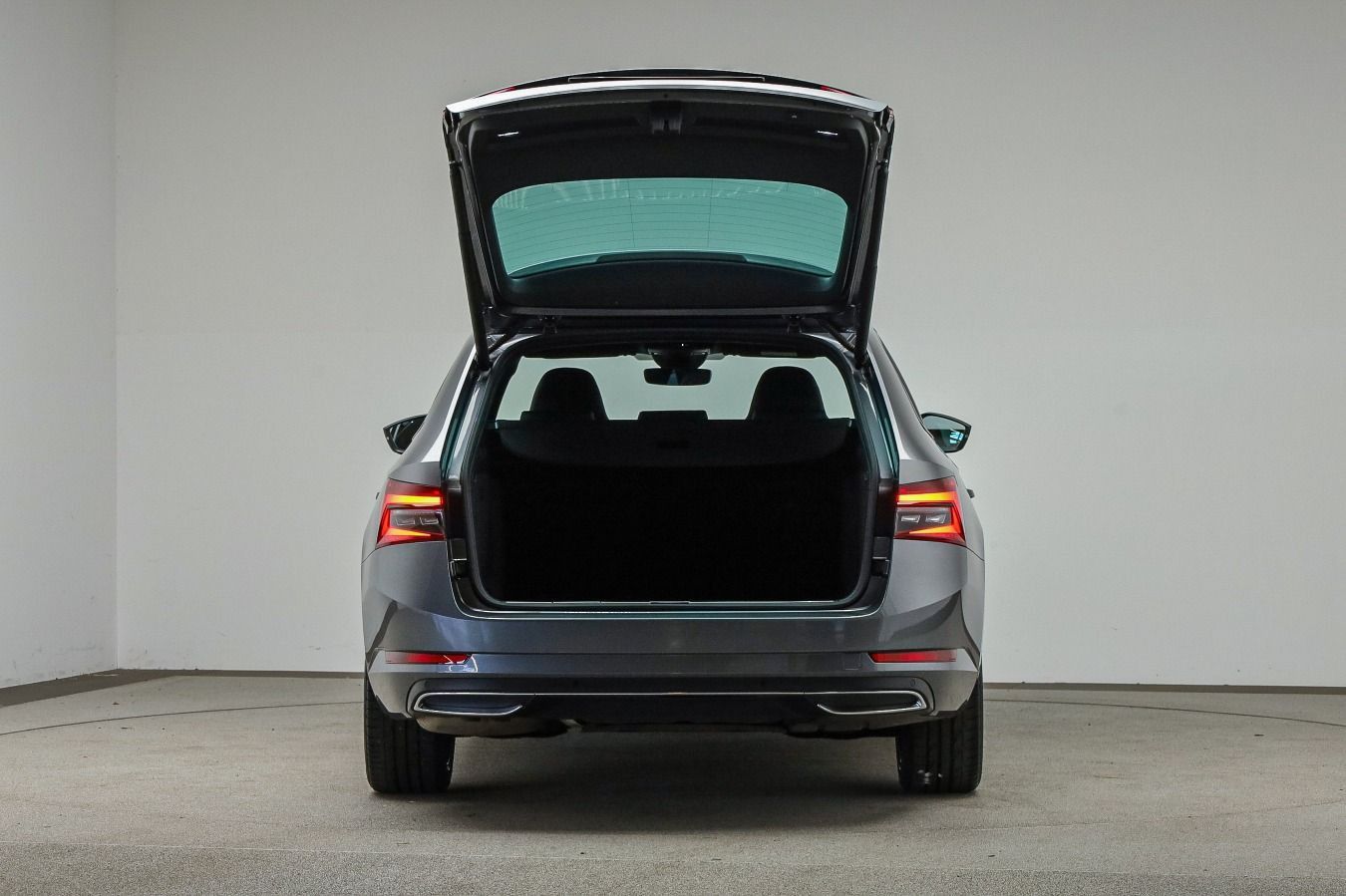 Skoda Superb - Bild 7