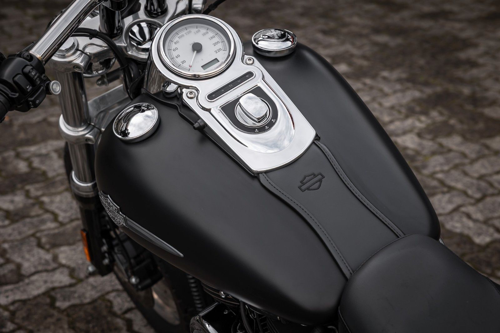 Fahrzeugabbildung Harley-Davidson DYNA FAT BOB FXDF 96 CUI - PENZL -