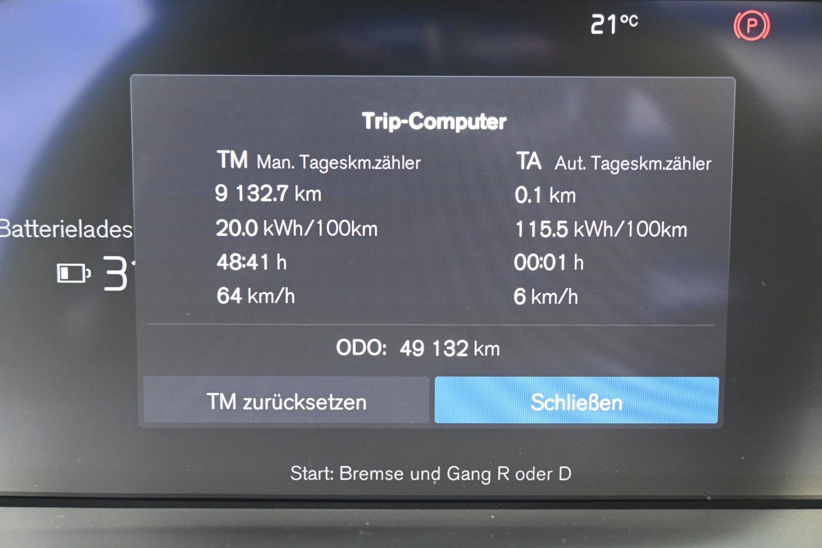 Fahrzeugabbildung Volvo XC40 BEV Ultimate Extend.Range*PANO*RW 565KM*