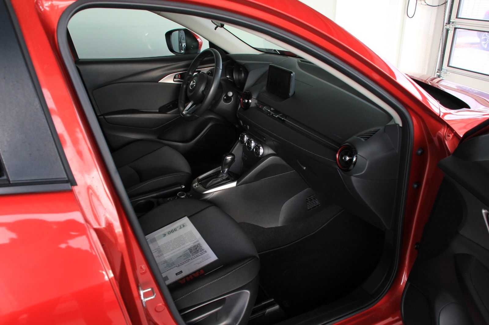 Fahrzeugabbildung Mazda CX-3 2.0 Skyactive-G Exclusive-Line