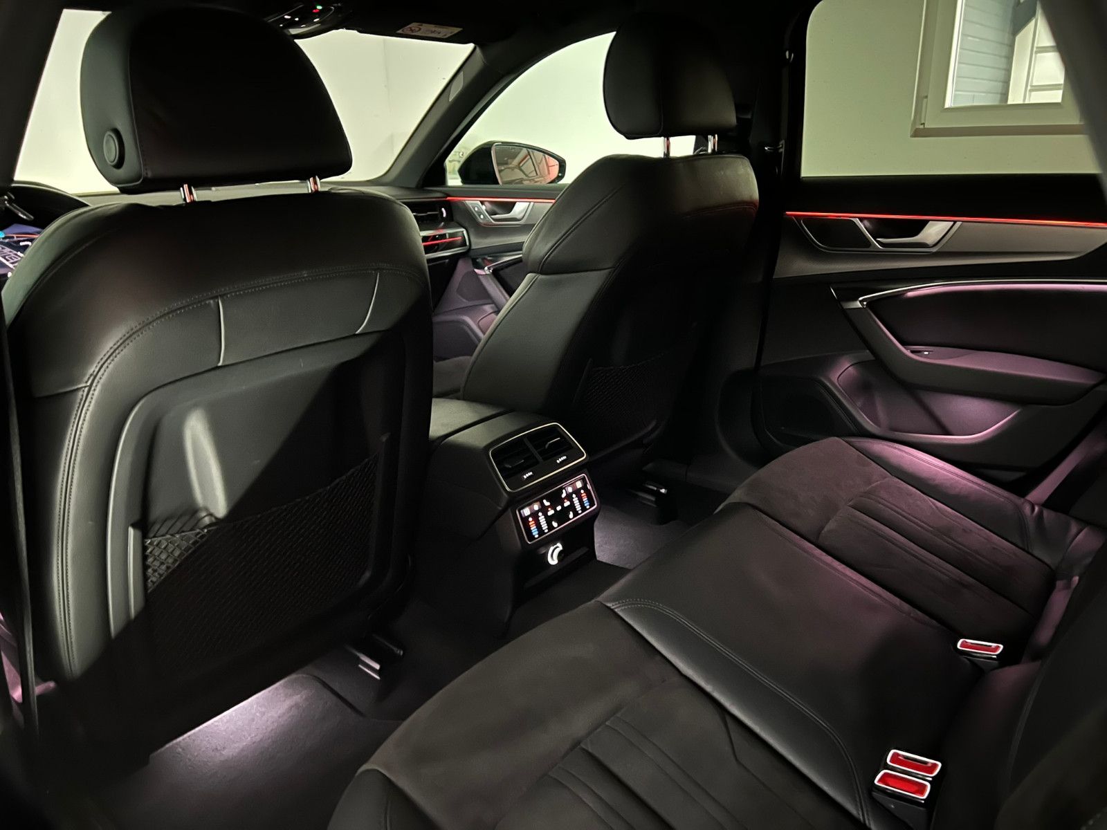 Fahrzeugabbildung Audi A6 Avant 50 TDI Quattro S-LINE SPORT/PANO/AHK/AC