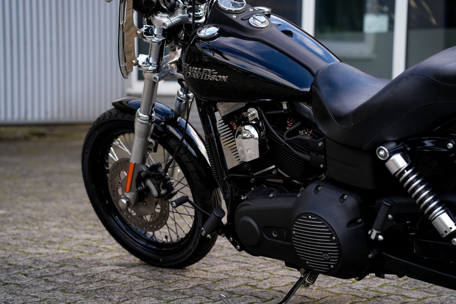 Fahrzeugabbildung Harley-Davidson FXDB Dyna Street Bob Twin Cam - Jekill & Hyde
