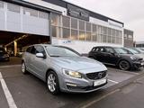 Volvo V60 D3 Geartronic Linje Svart*LEDER*XEN*NAV*KAM* - Volvo V60 in Düsseldorf