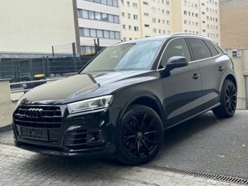 Audi Q5 - 1