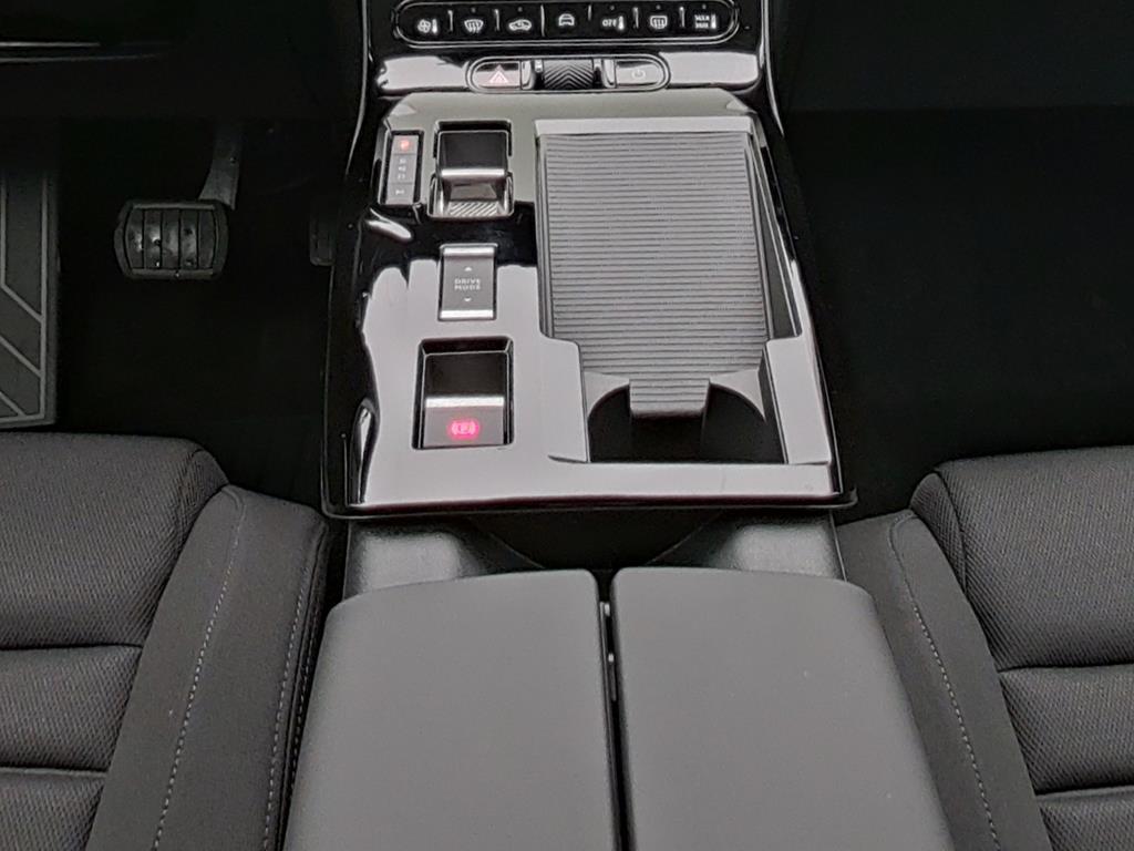 Citroën C5 Aircross Hybrid 145 Doppelkupplung 6-Gang YO