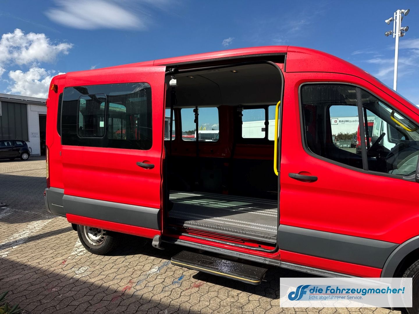 Fahrzeugabbildung Ford Transit Kombi 350 L3 2.2 TDCi DPF *4180