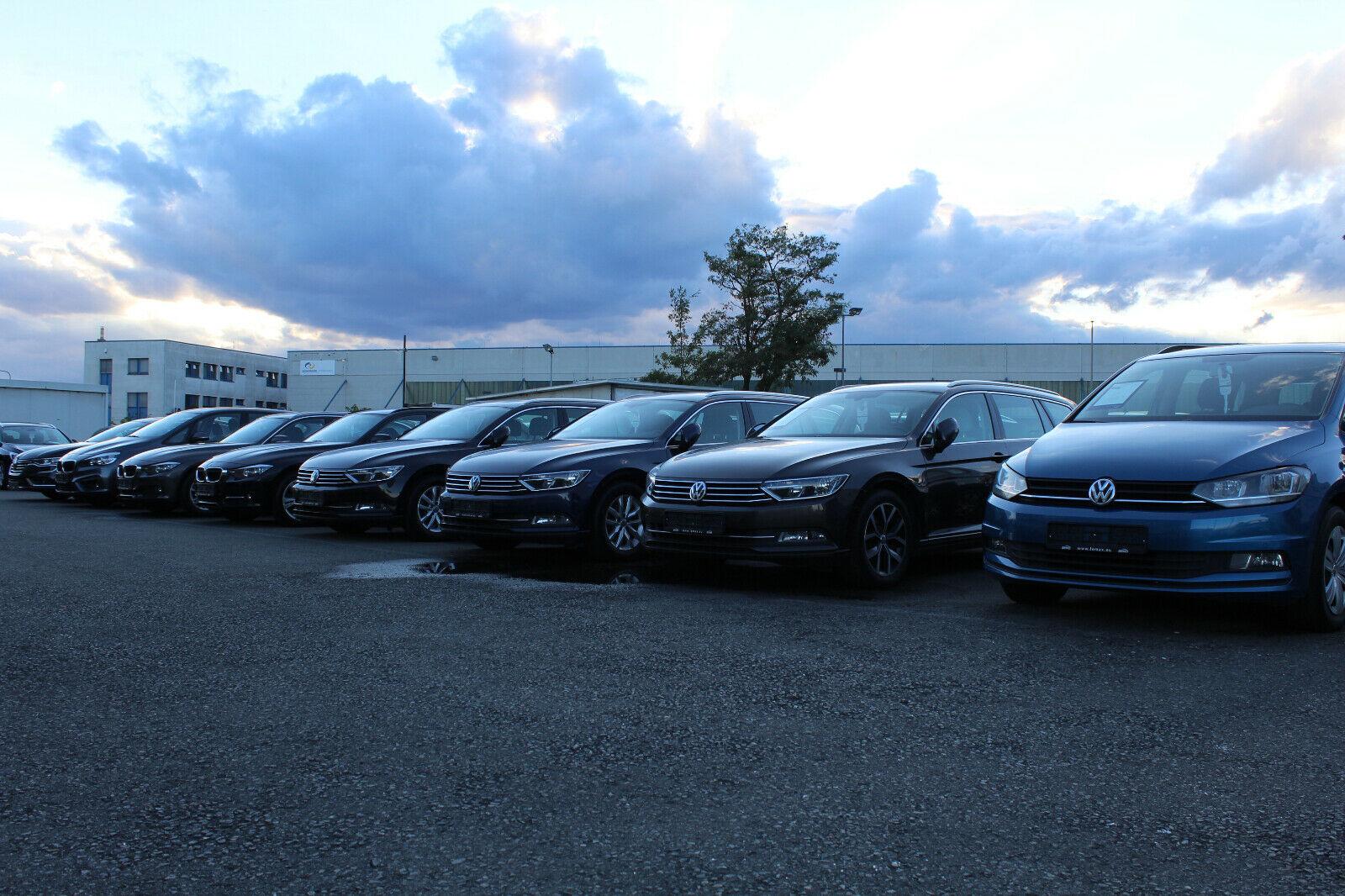 showroom-image-bottom