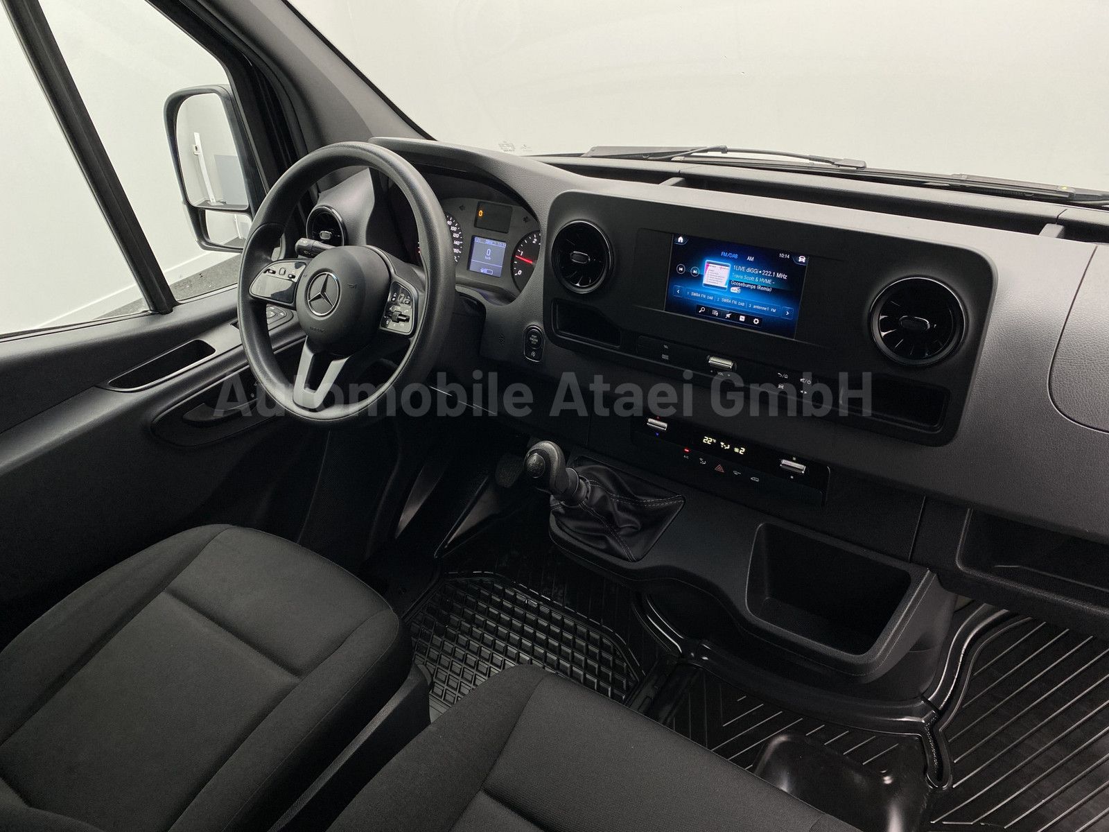 Fahrzeugabbildung Mercedes-Benz Sprinter 316 *2x Schiebetür* MBUX 9768