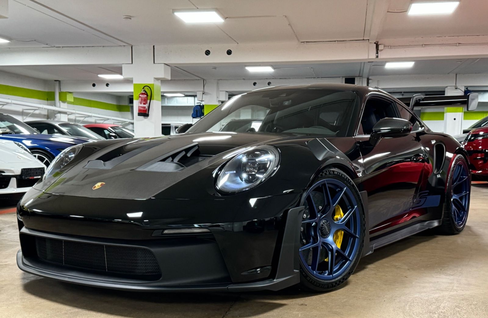 Fahrzeugabbildung Porsche 992 GT3 RS WEISSACH CARBON-KÄFIG CERAMIC 24 FULL