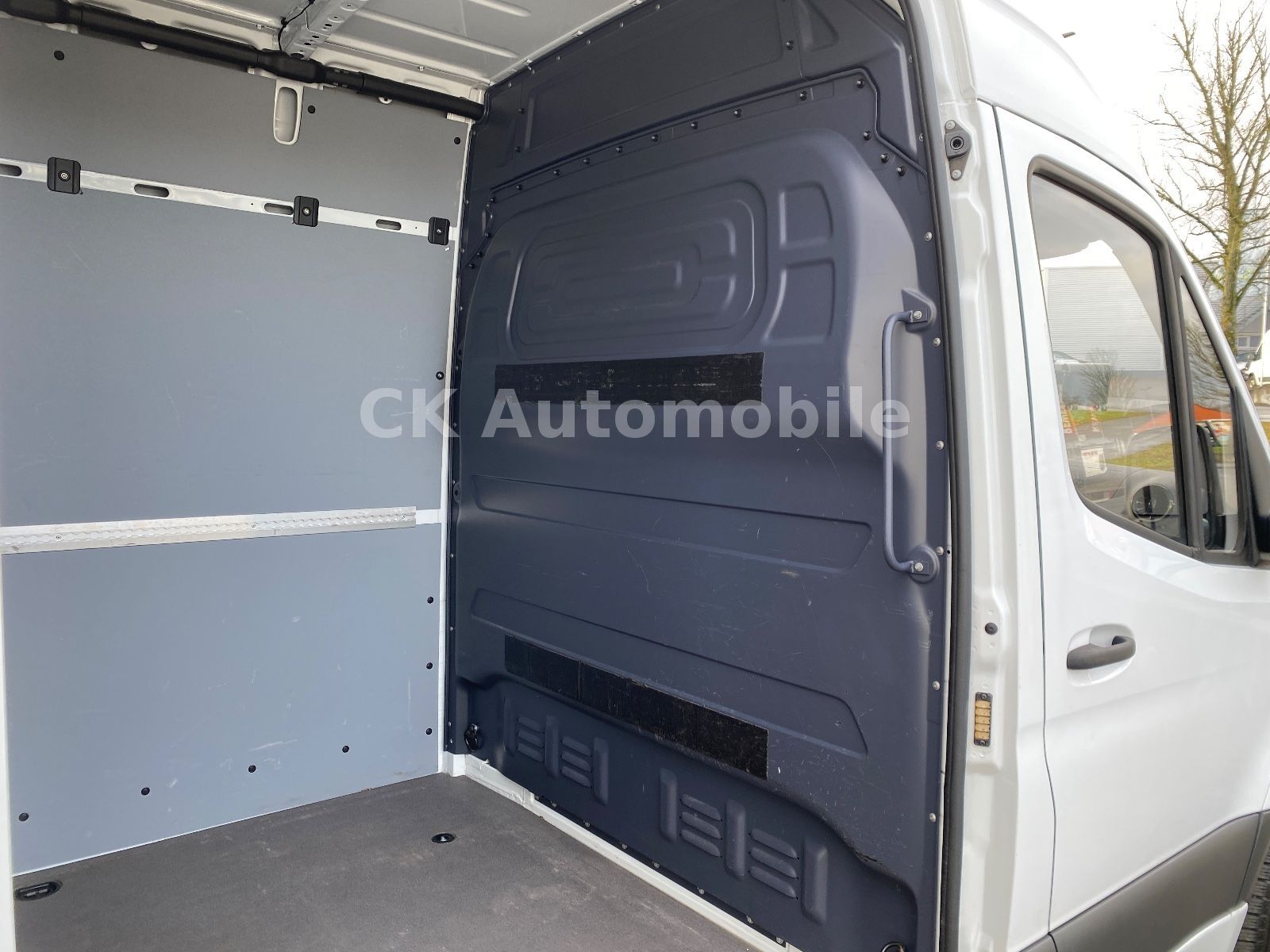 Fahrzeugabbildung Mercedes-Benz Sprinter III Kasten 214 CDI FWD L2H2/Klimaanlage