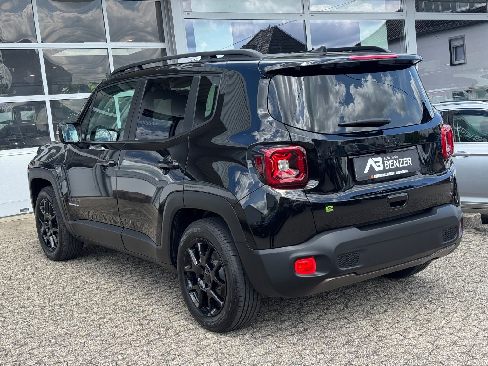 Fahrzeugabbildung Jeep Renegade Longitude Mild-Hybrid FWD/LED/NAVI/KAME