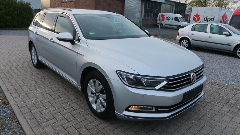 Image of Volkswagen Passat Variant