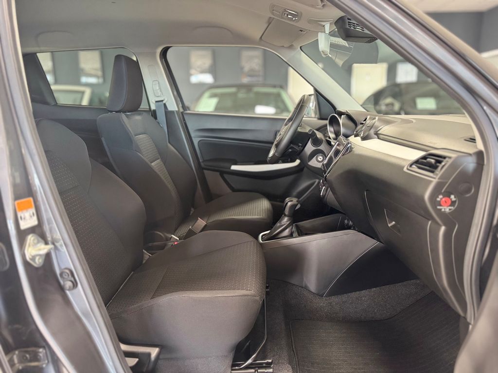 SUZUKI Swift 1.2 Dualjet Automatik SUZUKI Swift 1.2 Dualjet Automatik