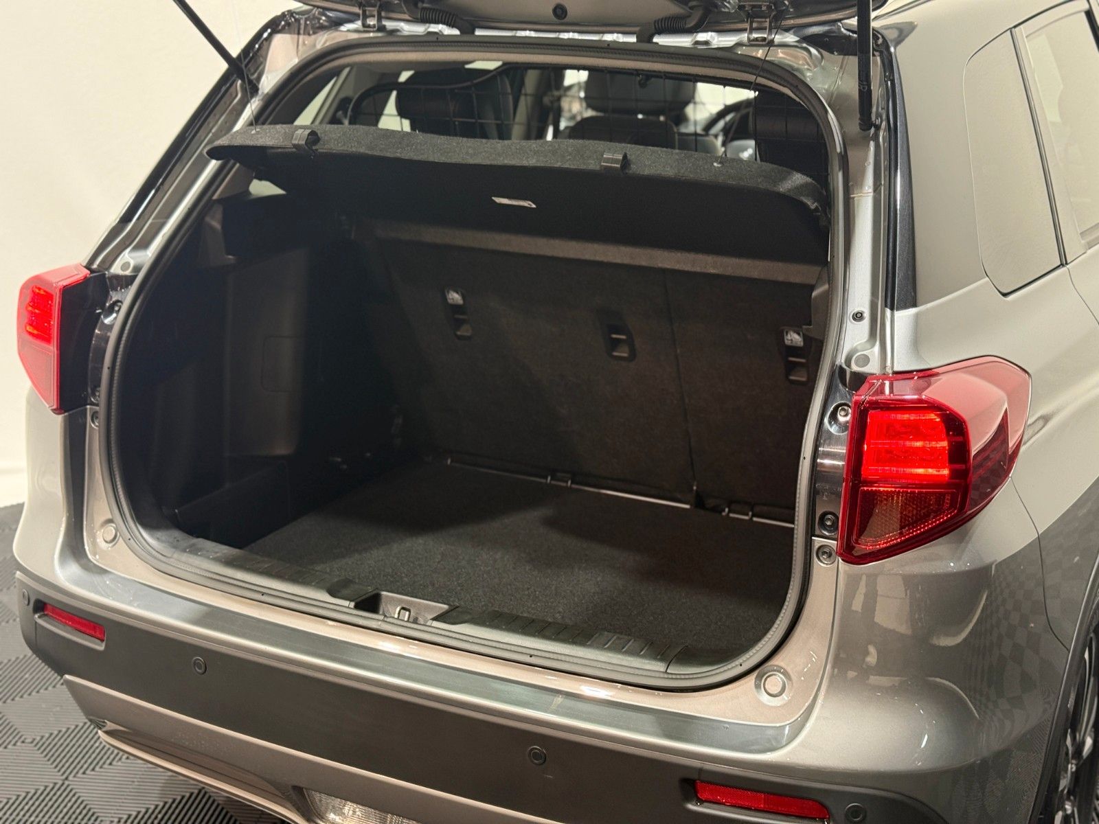 Fahrzeugabbildung Suzuki Vitara 1.4 BOOSTERJET Hybrid Comfort+ 4x4 Autom.