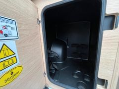 Sunlight CLIFF X 600*FIAT*Diesel 90l*Schwarz Met.*