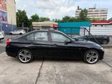 BMW 318d Lim. Sportline Navi*Leder*Scheck*SHZ*S-Dach - BMW 318 mit Diesel-Antrieb