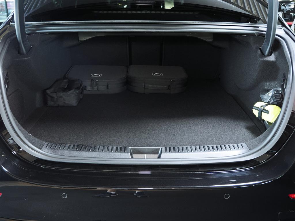 Mercedes-Benz E 53 AMG HYB. 4M+ NIGHT II PANO SUPERSCREEN HUD