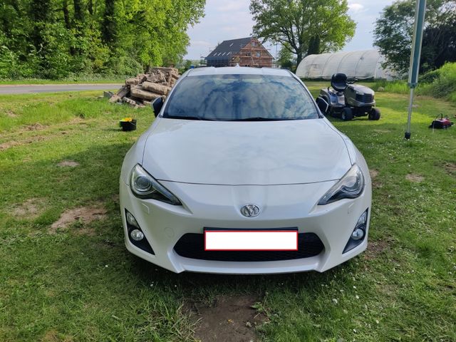 Toyota GT86, gepflegt, dezent, top ausgestattet 