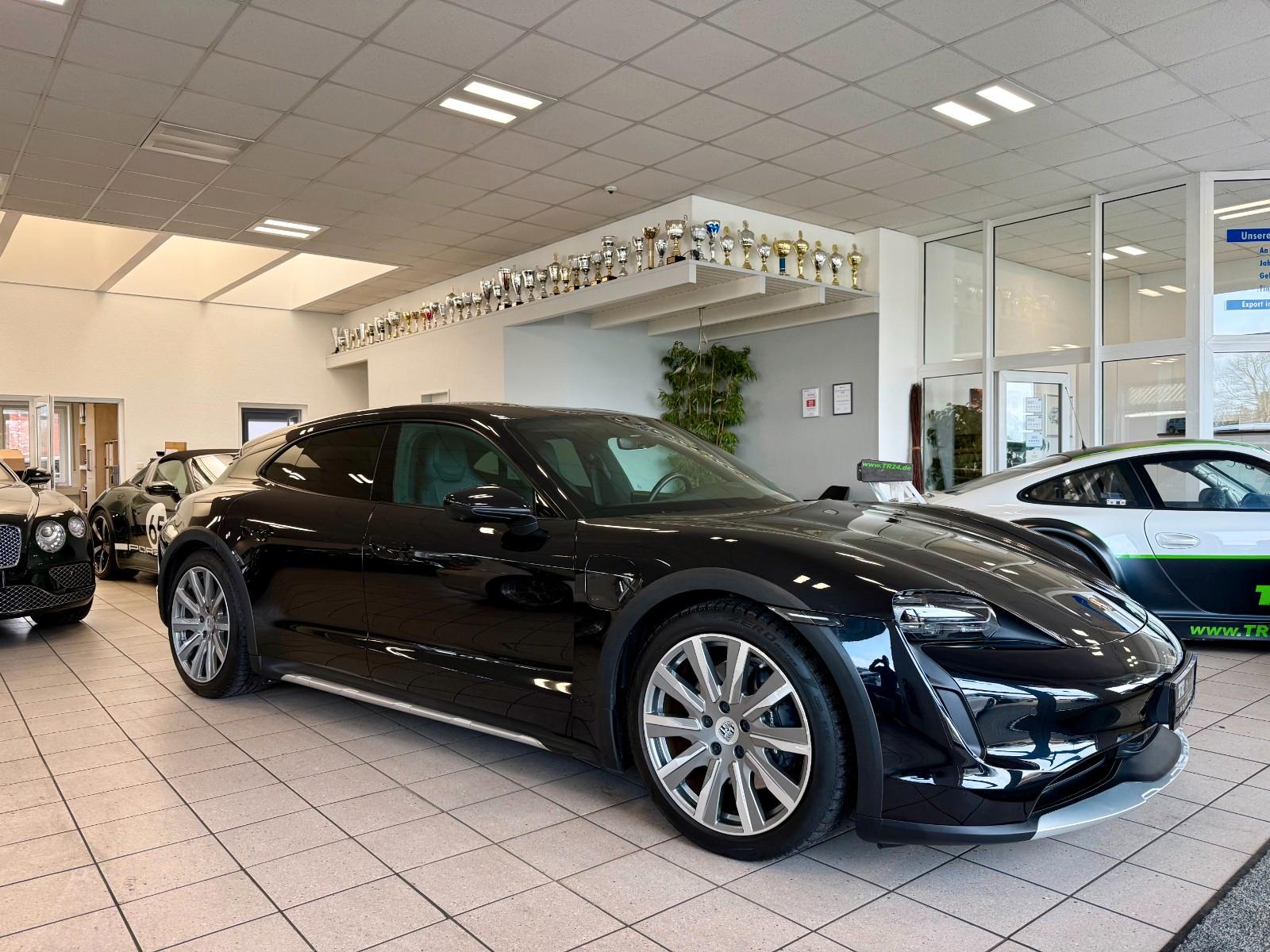 Porsche Taycan 4 Cross Turismo Beifahrerdisplay/ACC/HUD