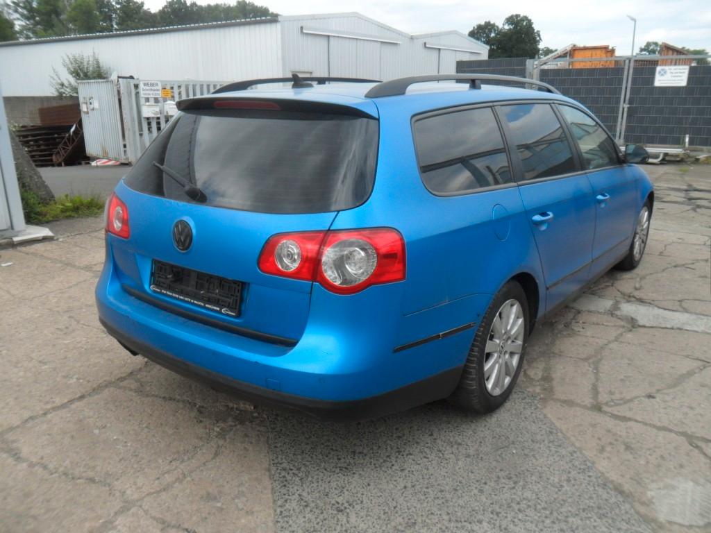 Volkswagen Passat 2009 — photo 5