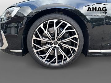 Audi S8 - 12