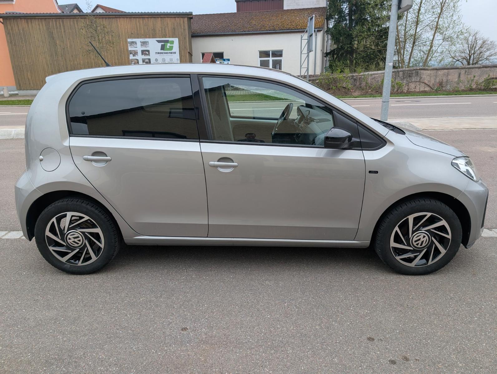 Volkswagen up! join up! Start-Stopp