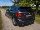 BMW 220d xDrive Sport Line | Leder | xDrive | Na - BMW 220 Active Tourer von privat