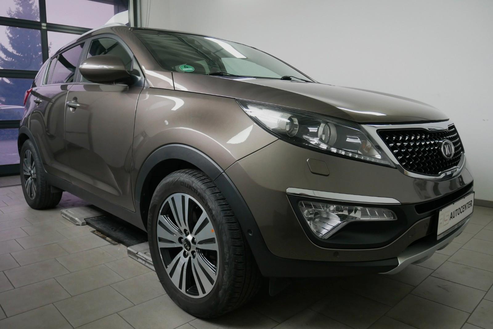 Kia Sportage Spirit 4WD Leder Pano Standhzg AHK CAM