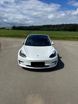 Tesla Model 3 Standard-Reichweite Plus - Hinterrad...