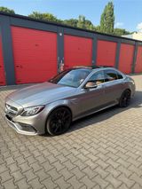 Mercedes-Benz C 63 AMG Mercedes-AMG DESIGNO - Mercedes-Benz C 63 AMG in Essen