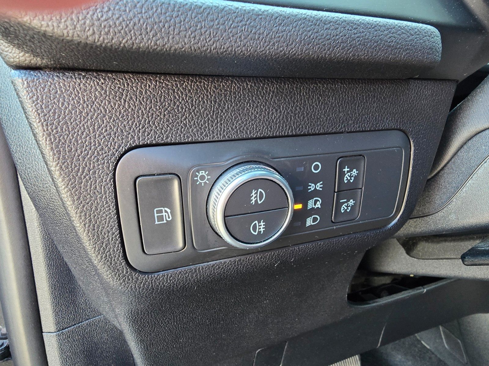 Fahrzeugabbildung Ford Kuga Plug-In Hybrid 2,5 ST-Line Navi Kamera