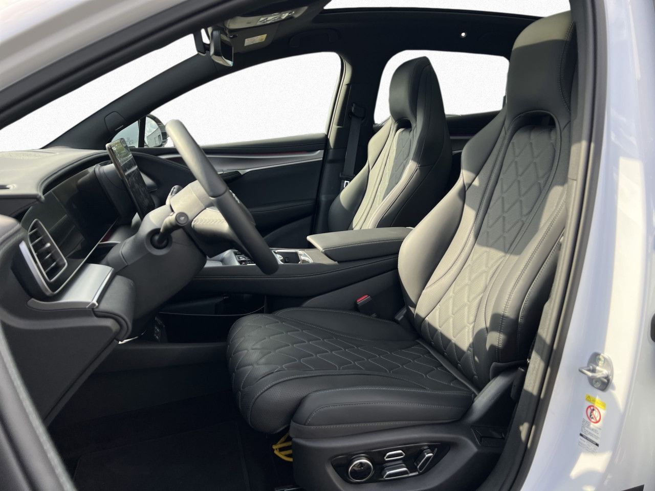 BYD SEALION 7