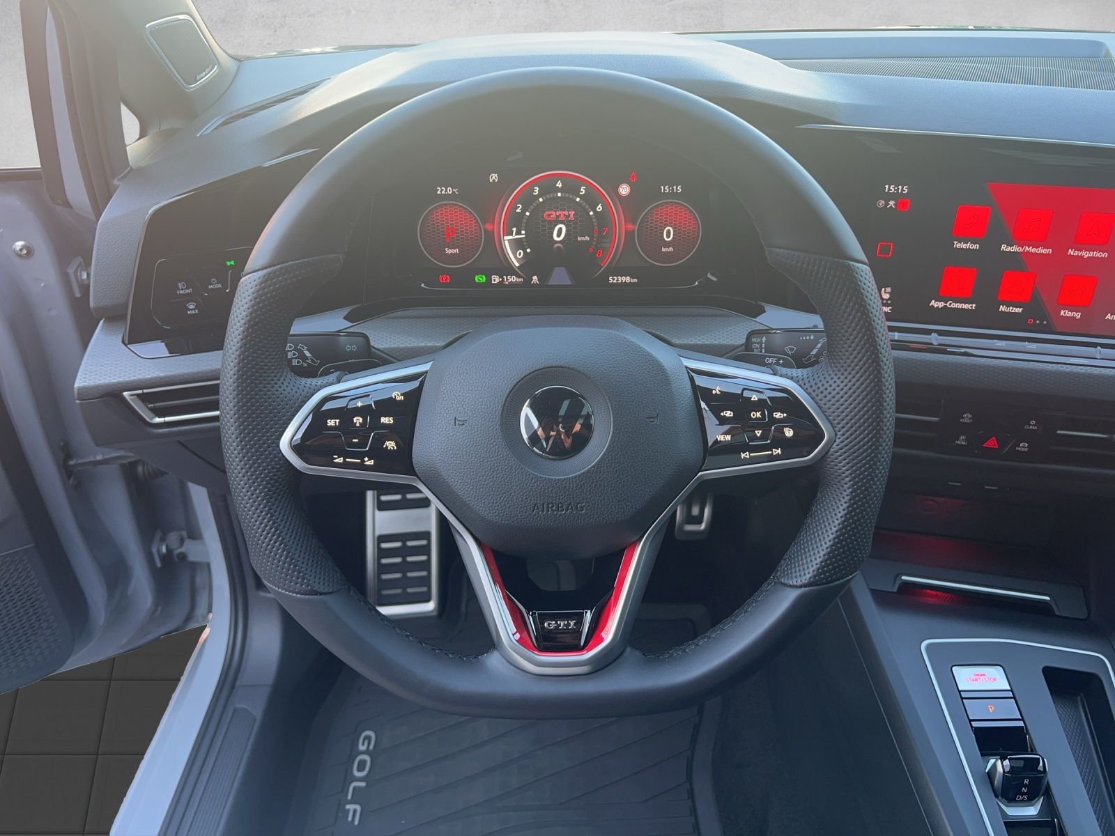 Golf VIII GTI 2.0 TSI DSG Pano*Navi*ACC*Leder