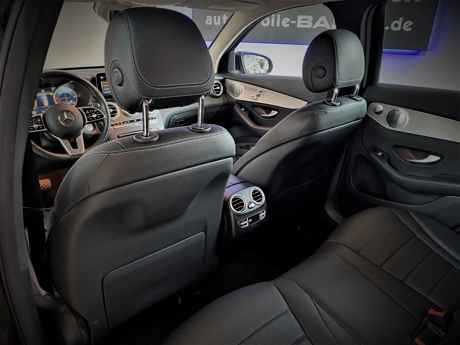 Fahrzeugabbildung Mercedes-Benz GLC220d 4Matic*AHK*Standhzg*OffRoadPro*Burmester
