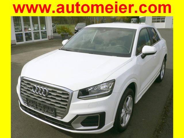 Audi Q2 40 TFSI quattro S tronic sport mit Navigation