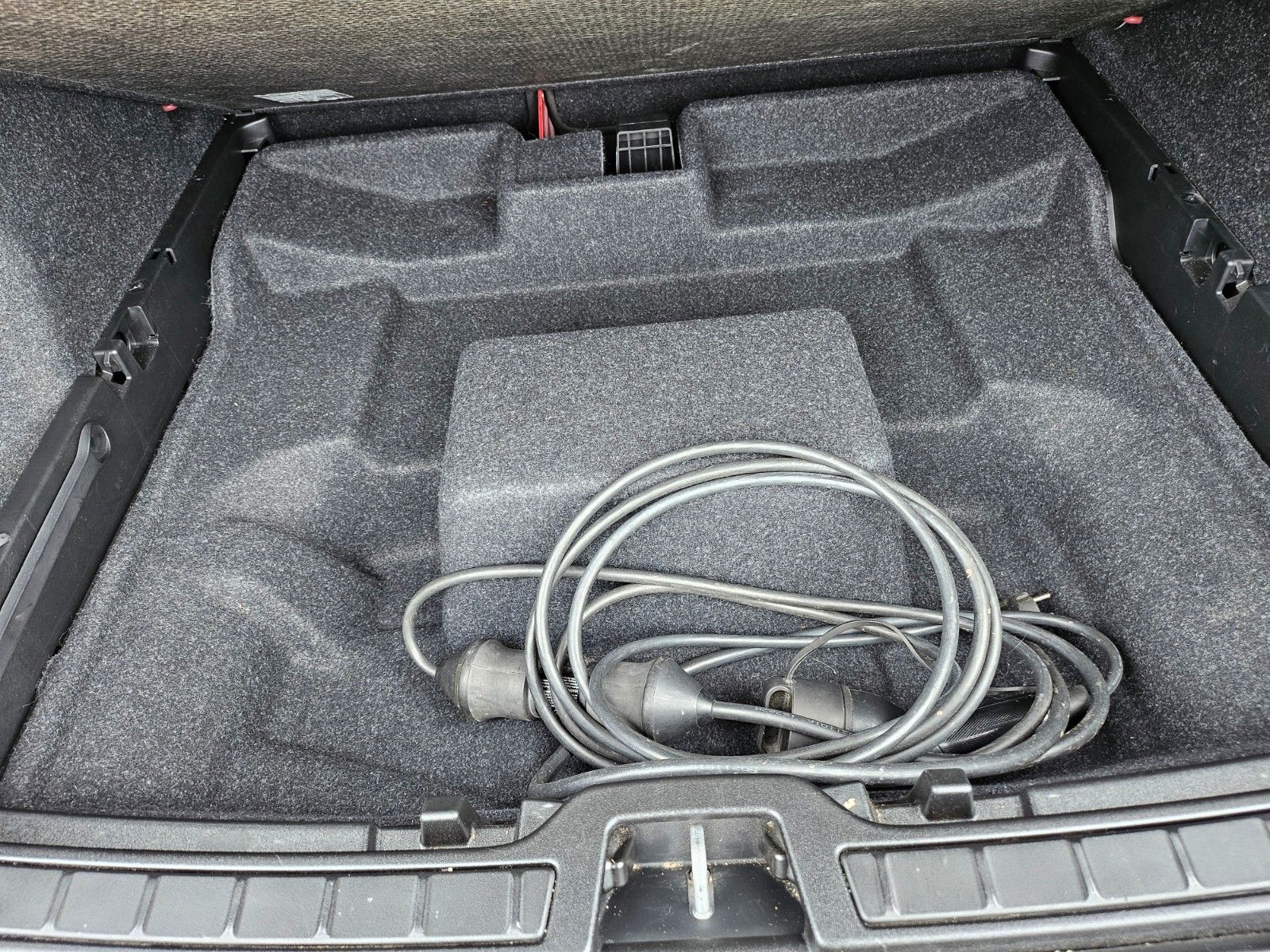 Fahrzeugabbildung Volvo XC40 Inscription Expression Recharge Plug-In Hyb