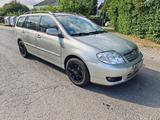 Toyota Corolla 2.0 D-4D Sol Sol - Toyota Corolla mit Diesel-Antrieb
