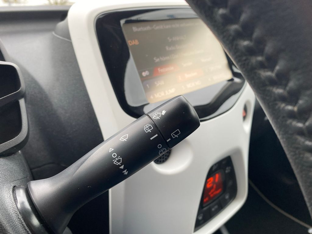 Fahrzeugabbildung Citroën C1 VTi 68 Shine Edition *Klima*Mirrorsceen*Cam*