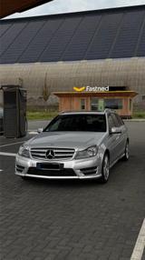 Mercedes-Benz Reserviert !!!!  Kein Kaufpreis die € Angabe !!! - Mercedes-Benz C 350 in Essen