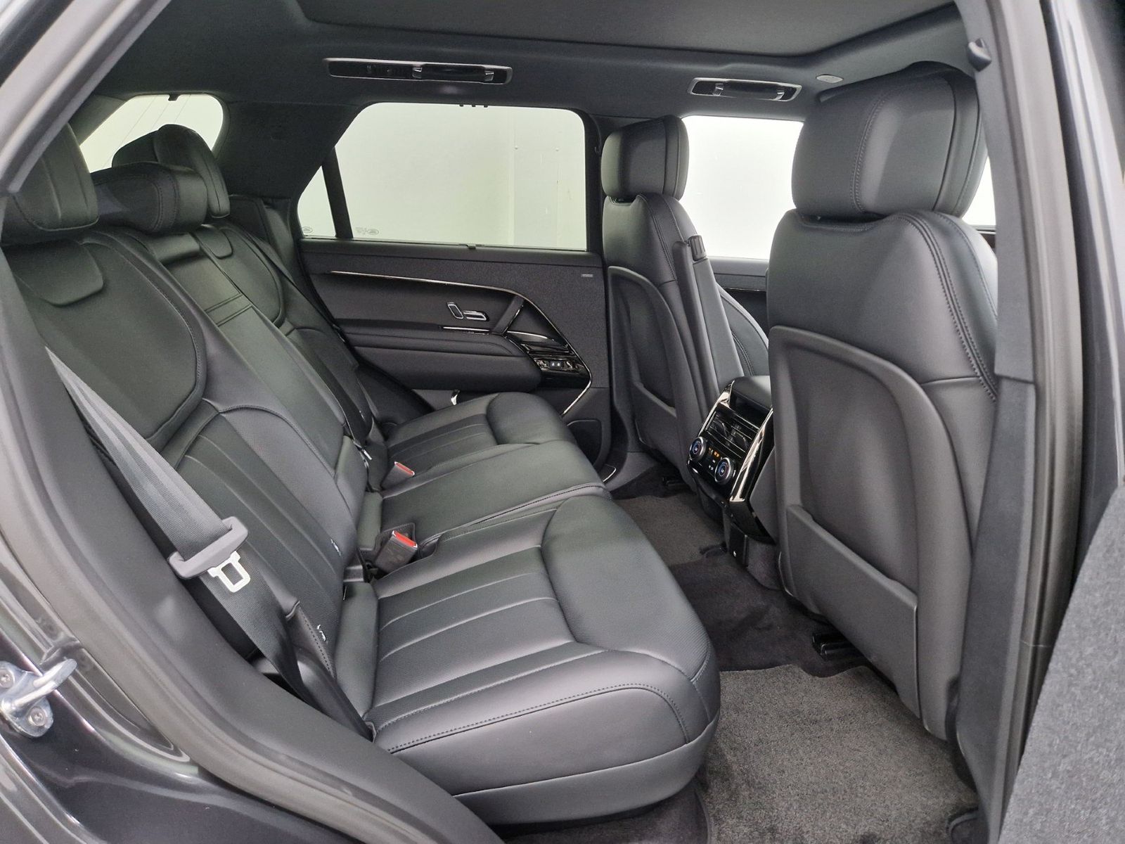 LAND ROVER Range Rover Sport P460e Dynamic HSE Komfort AHK – Bild 13