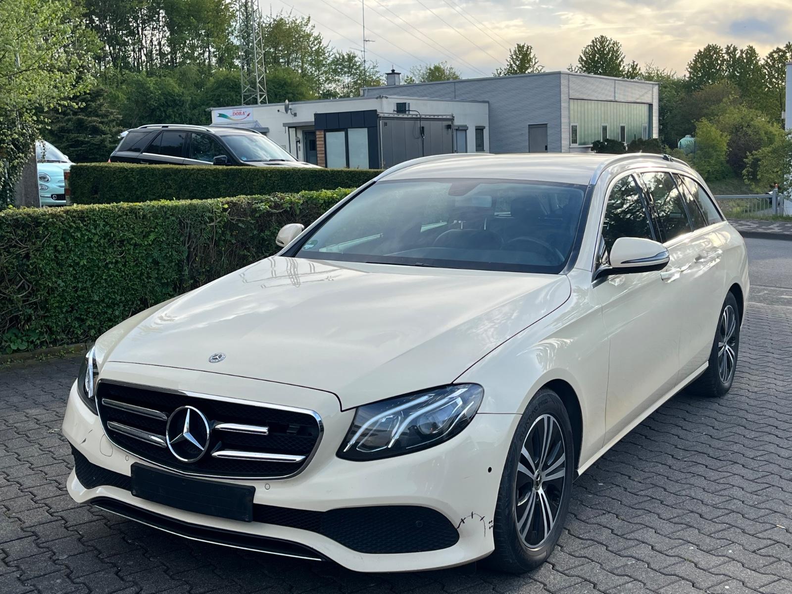 Mercedes-Benz E 220 d T Avantgarde